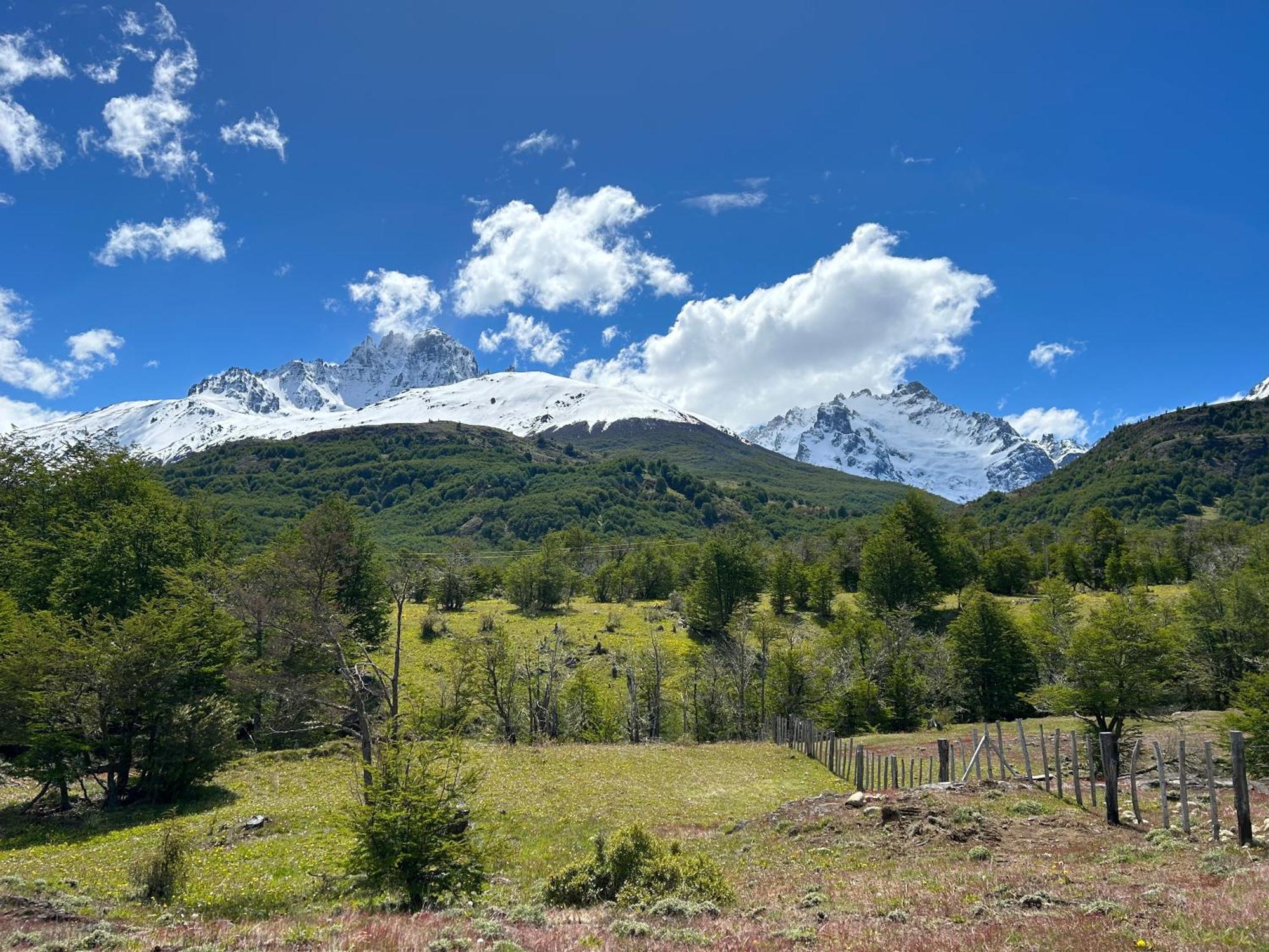 Хостел Quelen Patagonia Вілла-Серро-Кастільйо Екстер'єр фото