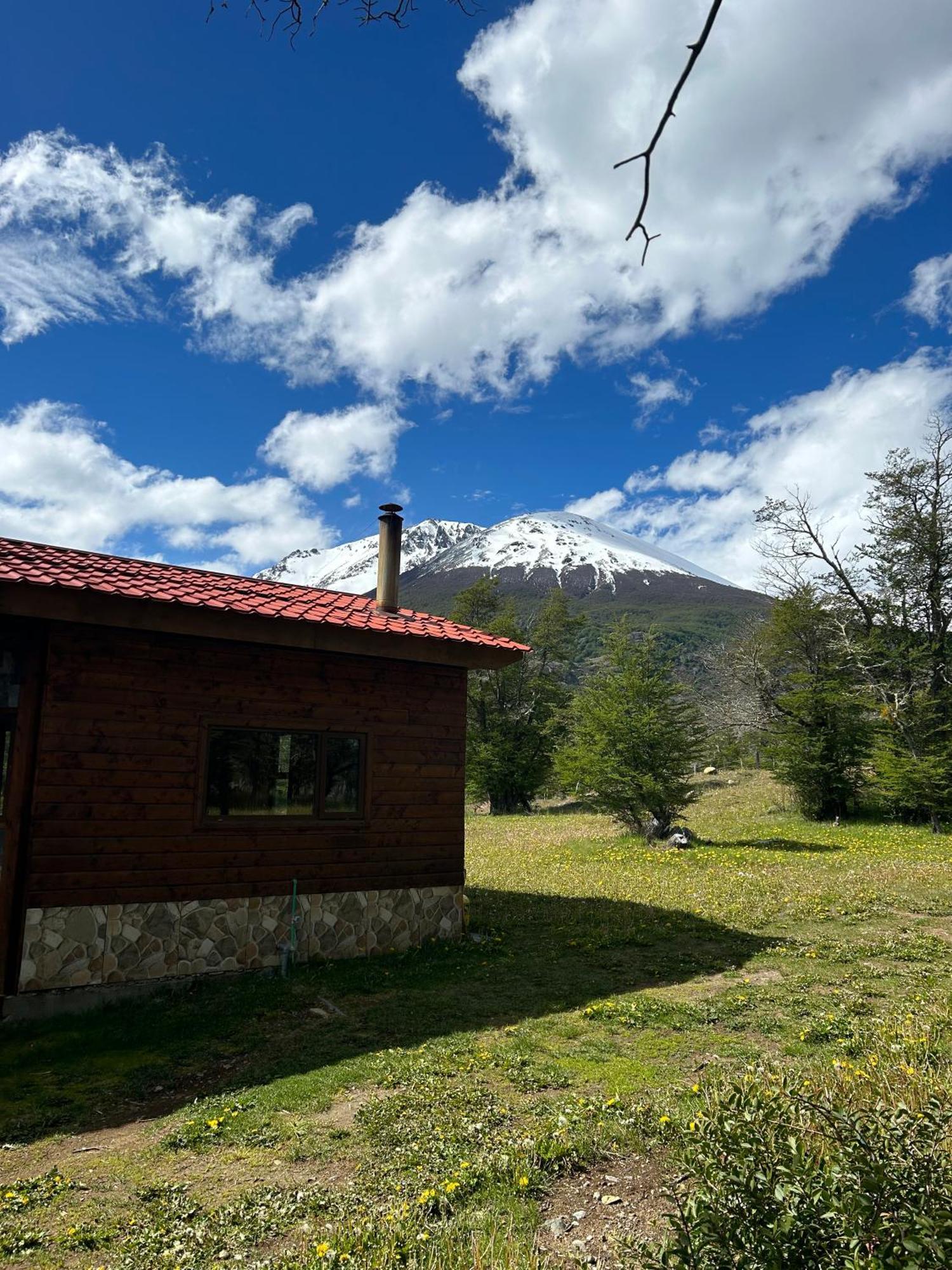 Хостел Quelen Patagonia Вілла-Серро-Кастільйо Екстер'єр фото